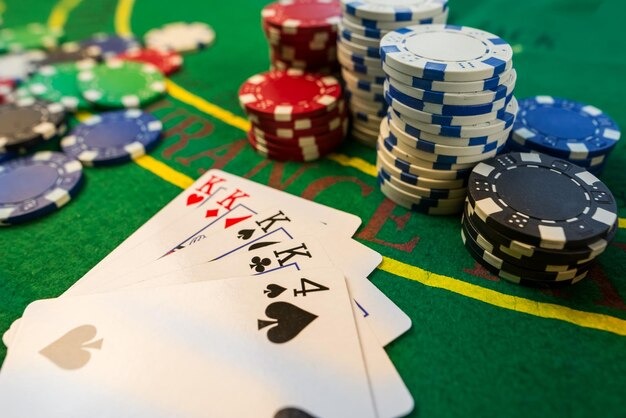 calo33 Live Casino Tables at Your Fingertips